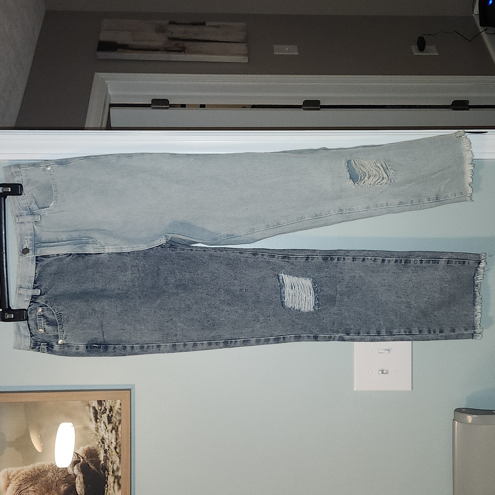 NWOT POL Two-Tone Distressed Jeans
